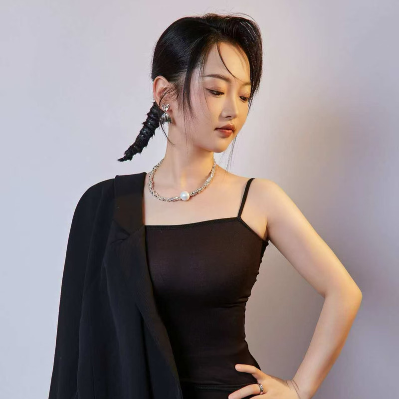 新人~柒柒妹妹海报