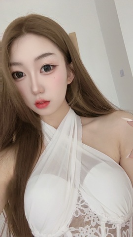 新人其儿的图片