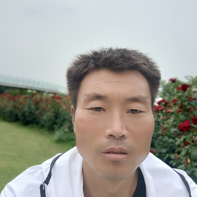 ﻠ只能怪自己太傻的主播海报