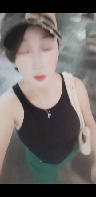 上来就是自己玩的，别