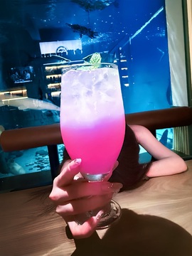 小糖包🍞台球女神主播照片