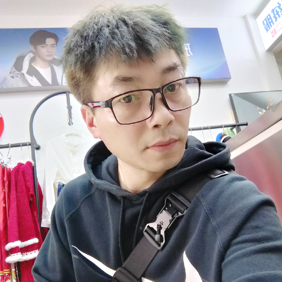 邱六少海报
