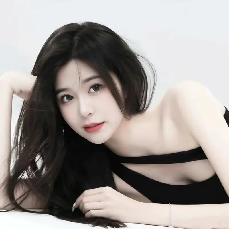 Fee菲菲海报