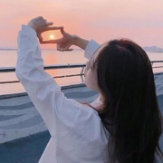 七安🎏浅笑而安.