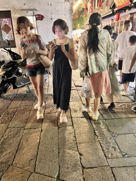 七克灵魂主播照片