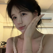 小梨🍐.的头像