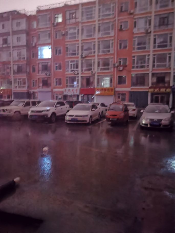 天王盖地虎不一样烟火的图片