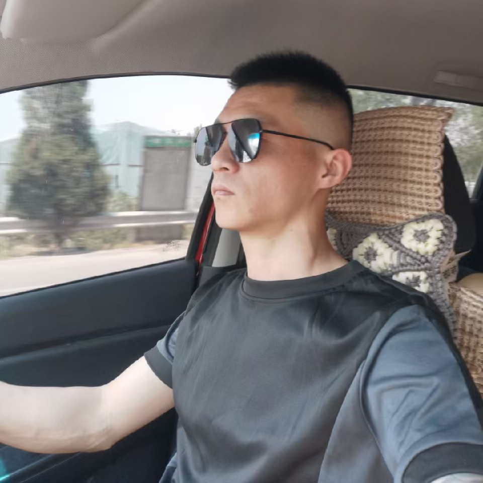 我叫董杰海报