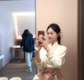 沅沅唱歌🎤主播照片
