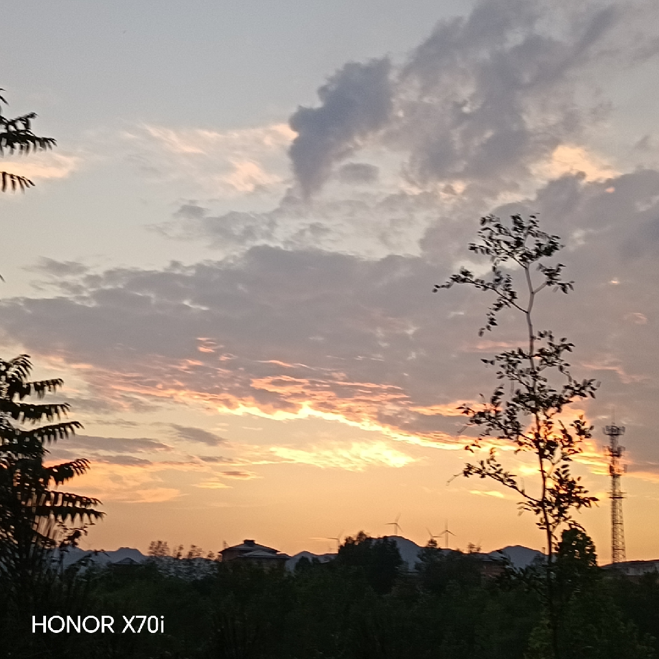 明送3海报