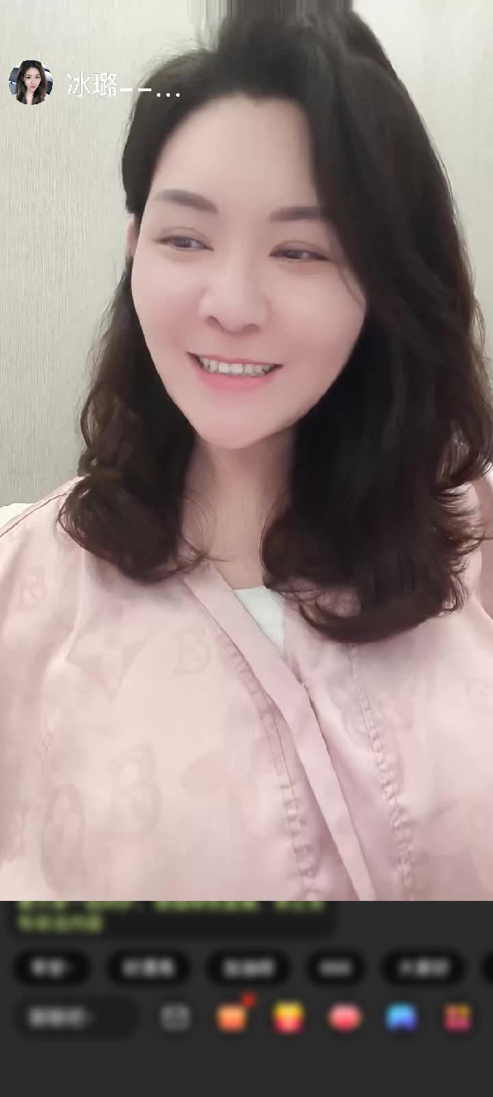 感谢众星捧月🌝赠送凤鸣九霄1个