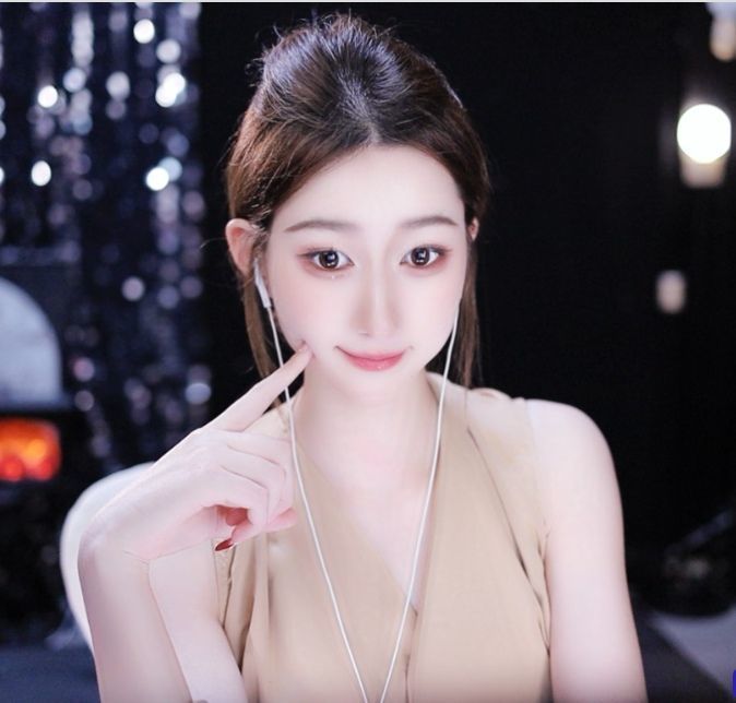 梦小小~主播图片