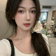 一口蓝莓💜的头像