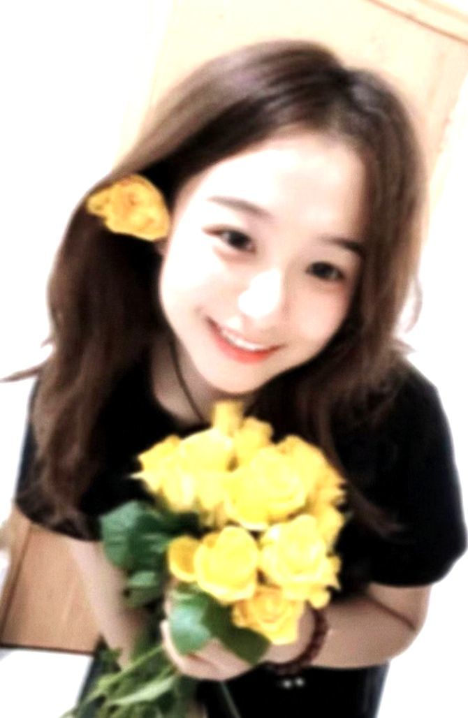 爱笑🌺幸福甜蜜蜜的主播照片