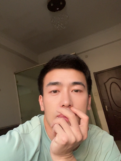 暖楠🌹超群海报