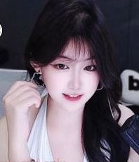 姜小满◑.◑（休息中的图片
