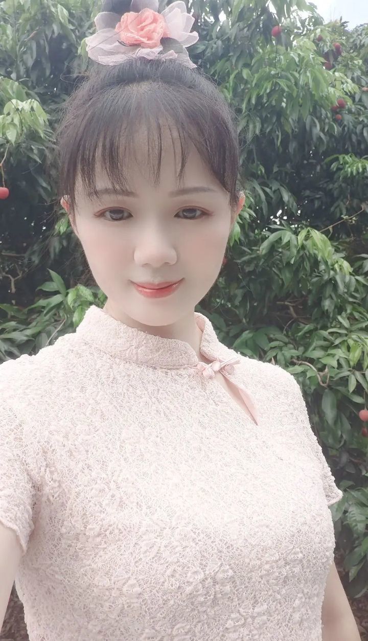 爱笑🌺幸福甜蜜蜜的主播照片
