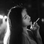 红莓🌹的头像