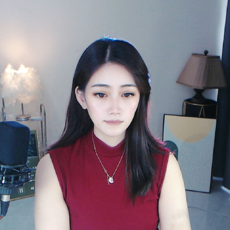 新人玥玥.海报