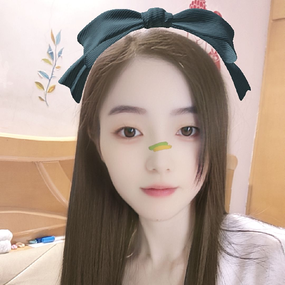 新人小七🍒🍒海报