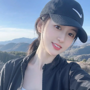 小熊伴小妮