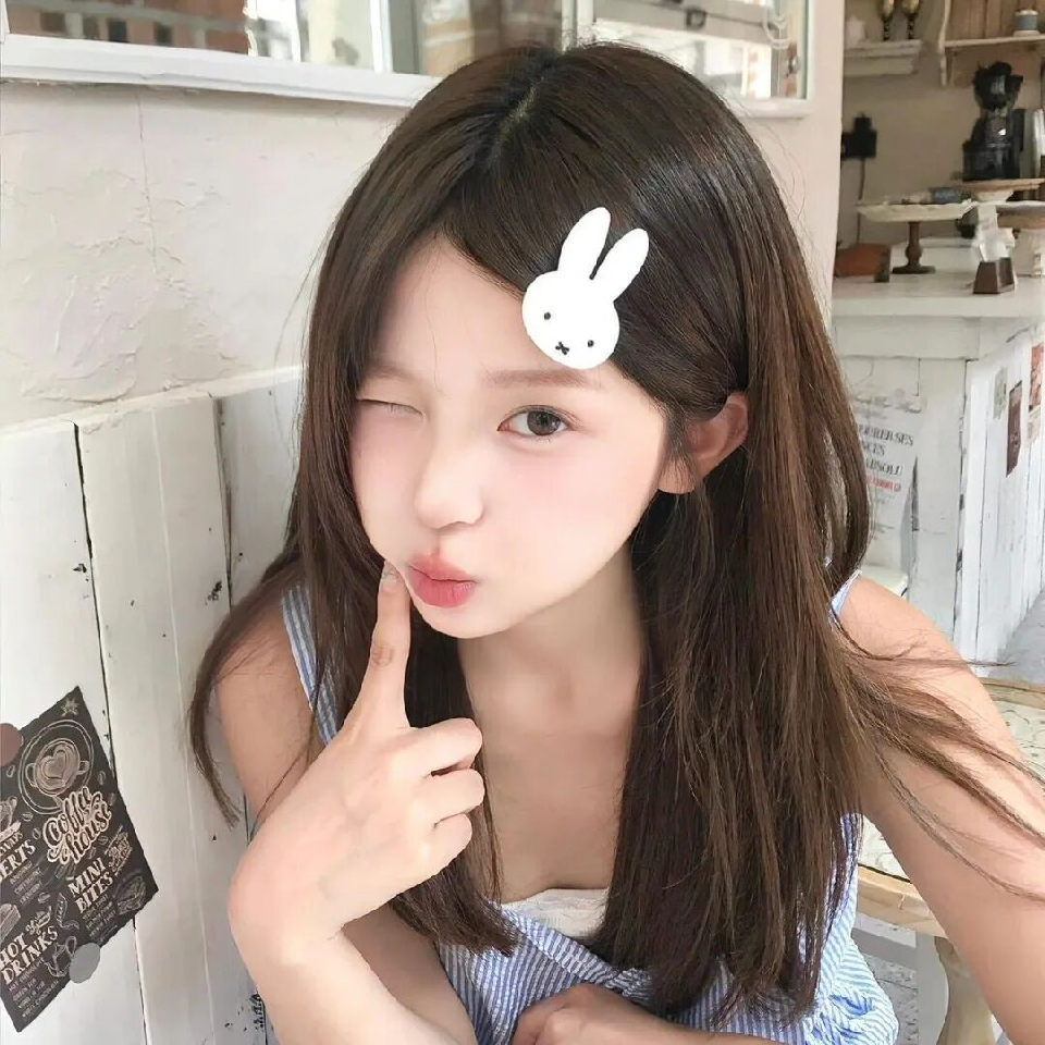 新人小小欣海报