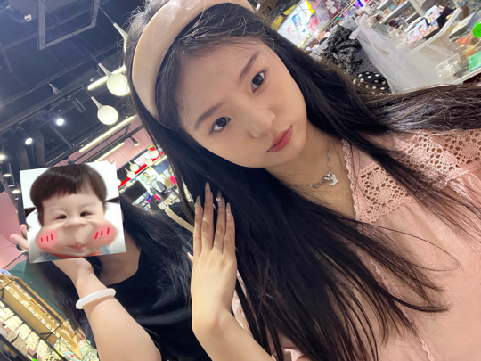新人泡泡🫧海报