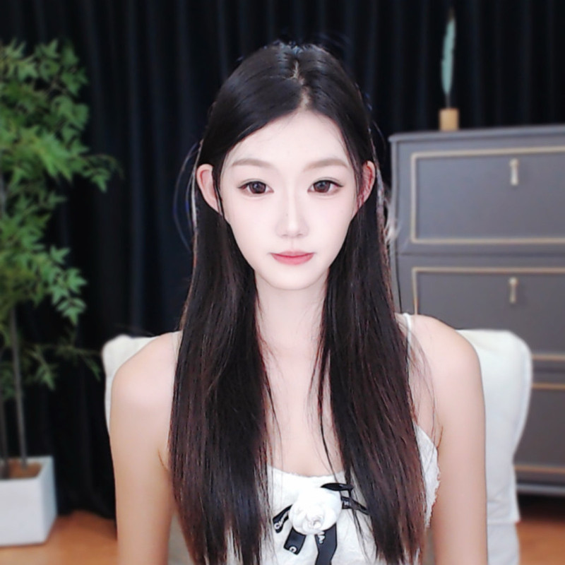 新人歪歪的直播间