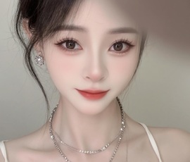 .语芊🦋.主播照片