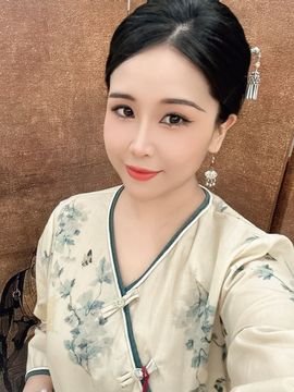 茶茶大吉大利主播照片