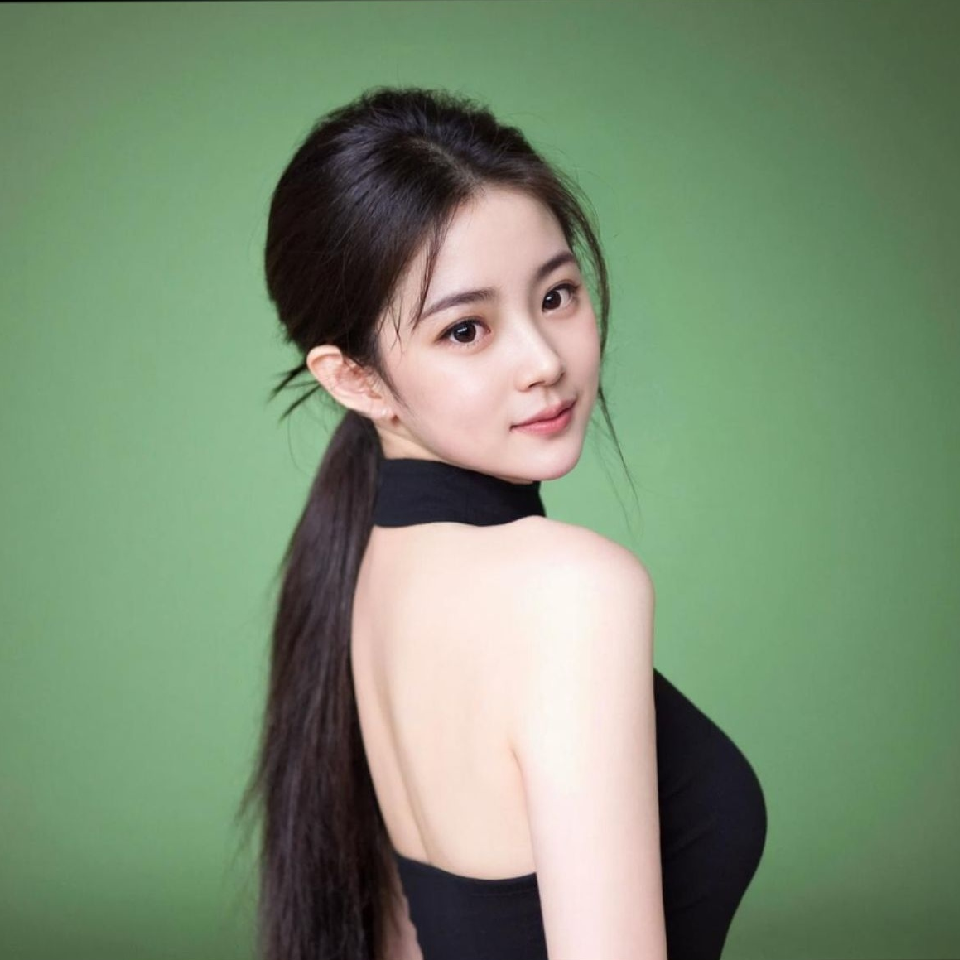 晴宝吖✨💋海报