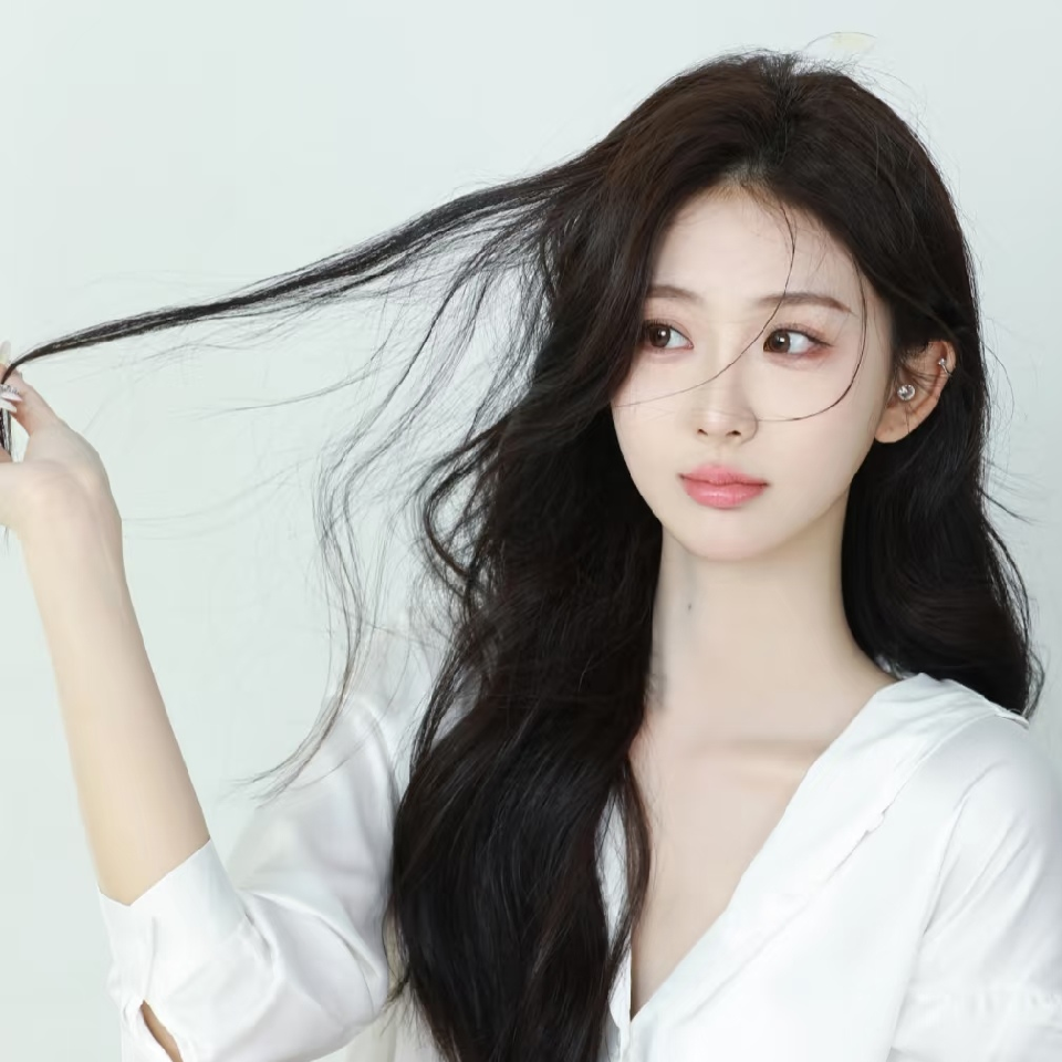 晴宝吖✨💋海报