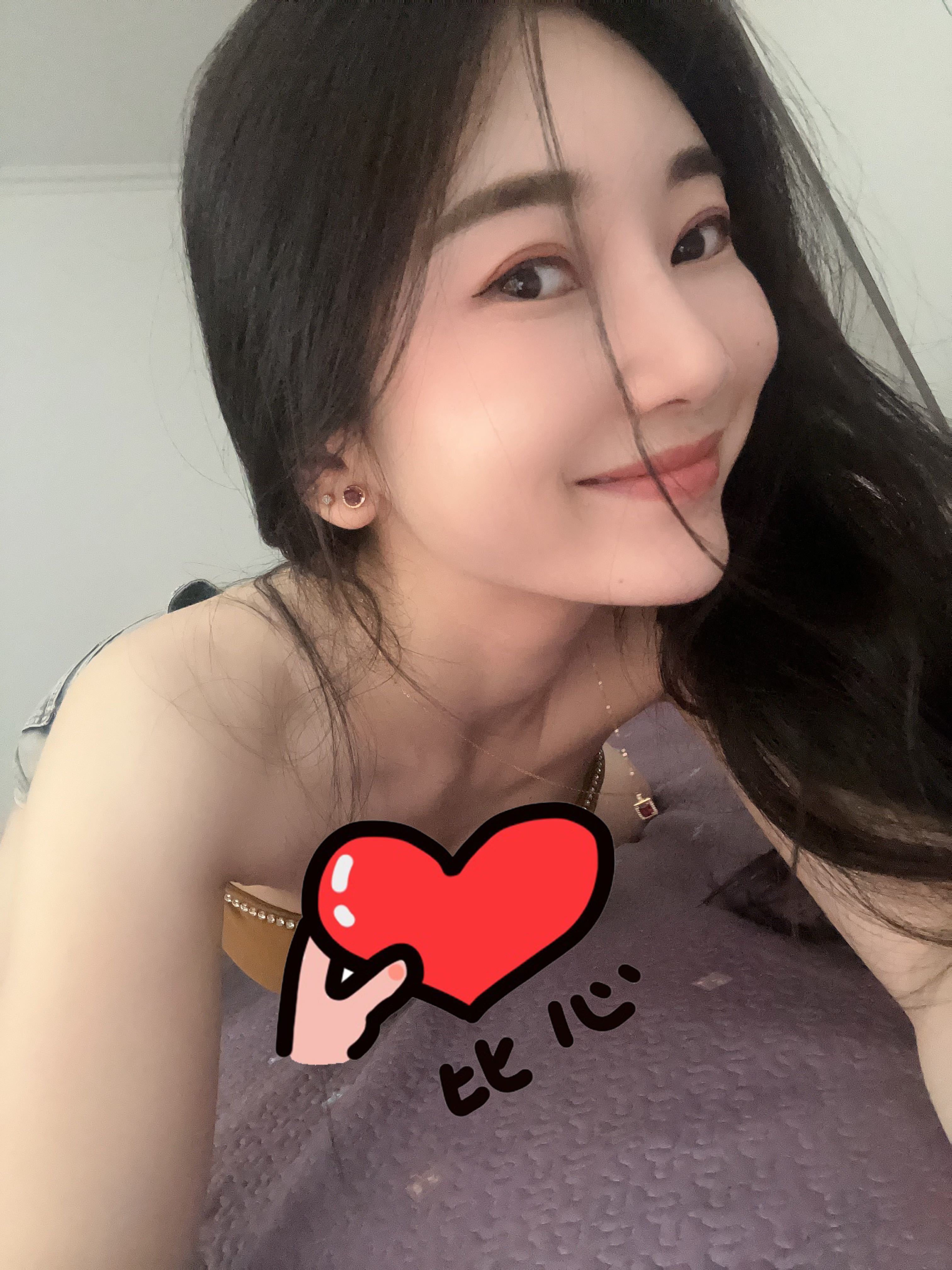 姣姣🐷求好运平安主播图片