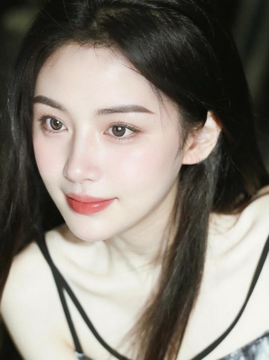 思佳💐主播图片