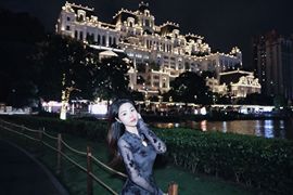 贝影，唱情歌的图片