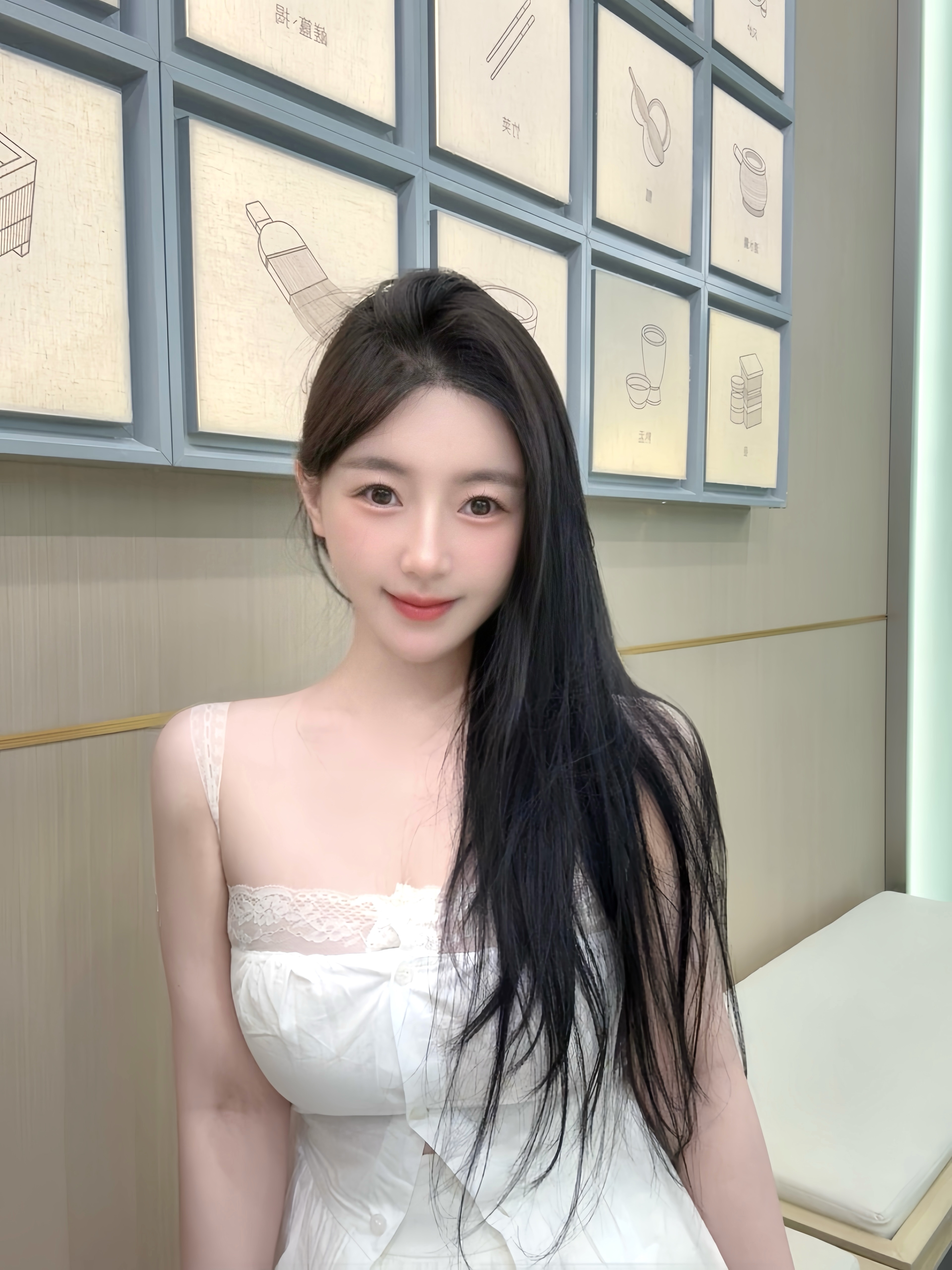 小鹿🍑主播图片