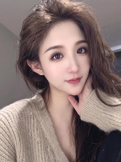婷儿～10月加油👏海报
