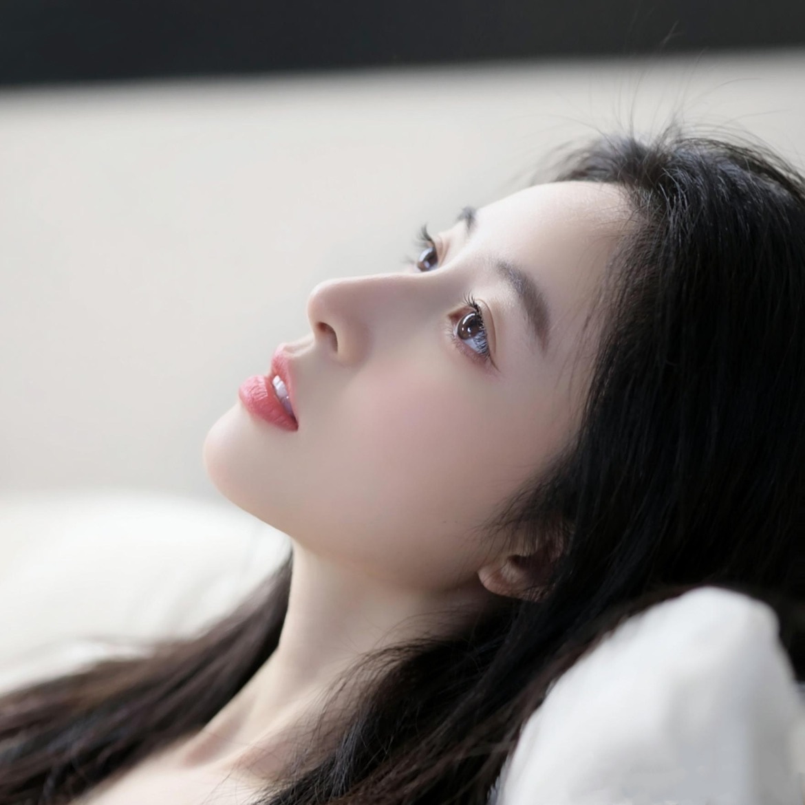 小妮祝双节快乐主播图片