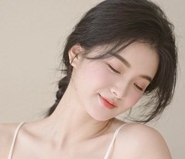 阿九认真唱歌🎤的图片