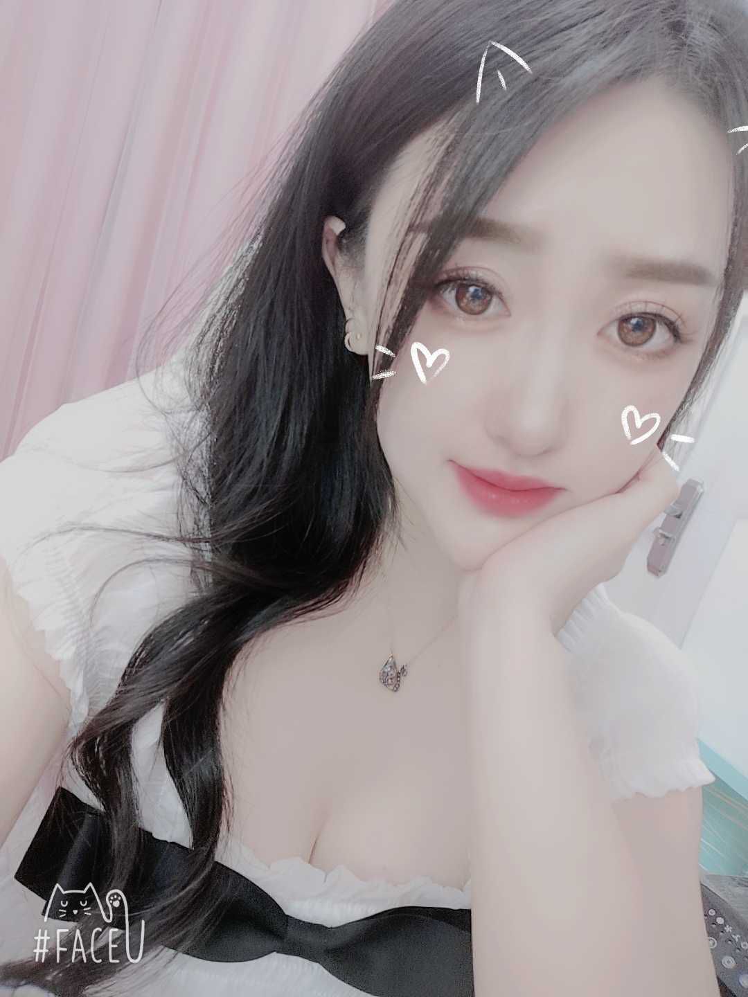 新人雨宝Dr.1点播主播图片
