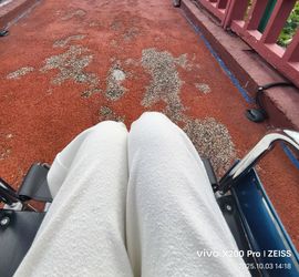 嘉然♬苏静好♬唱歌的图片