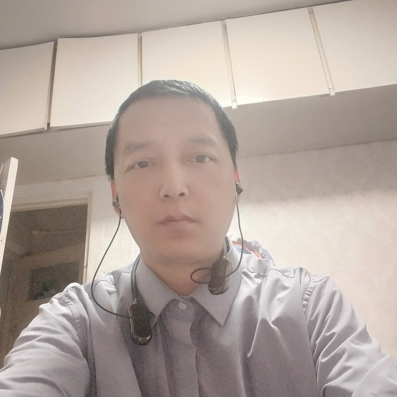 Ay8v的主播海报