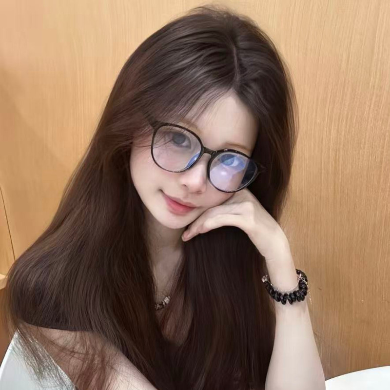 新人~沸羊羊的主播海报