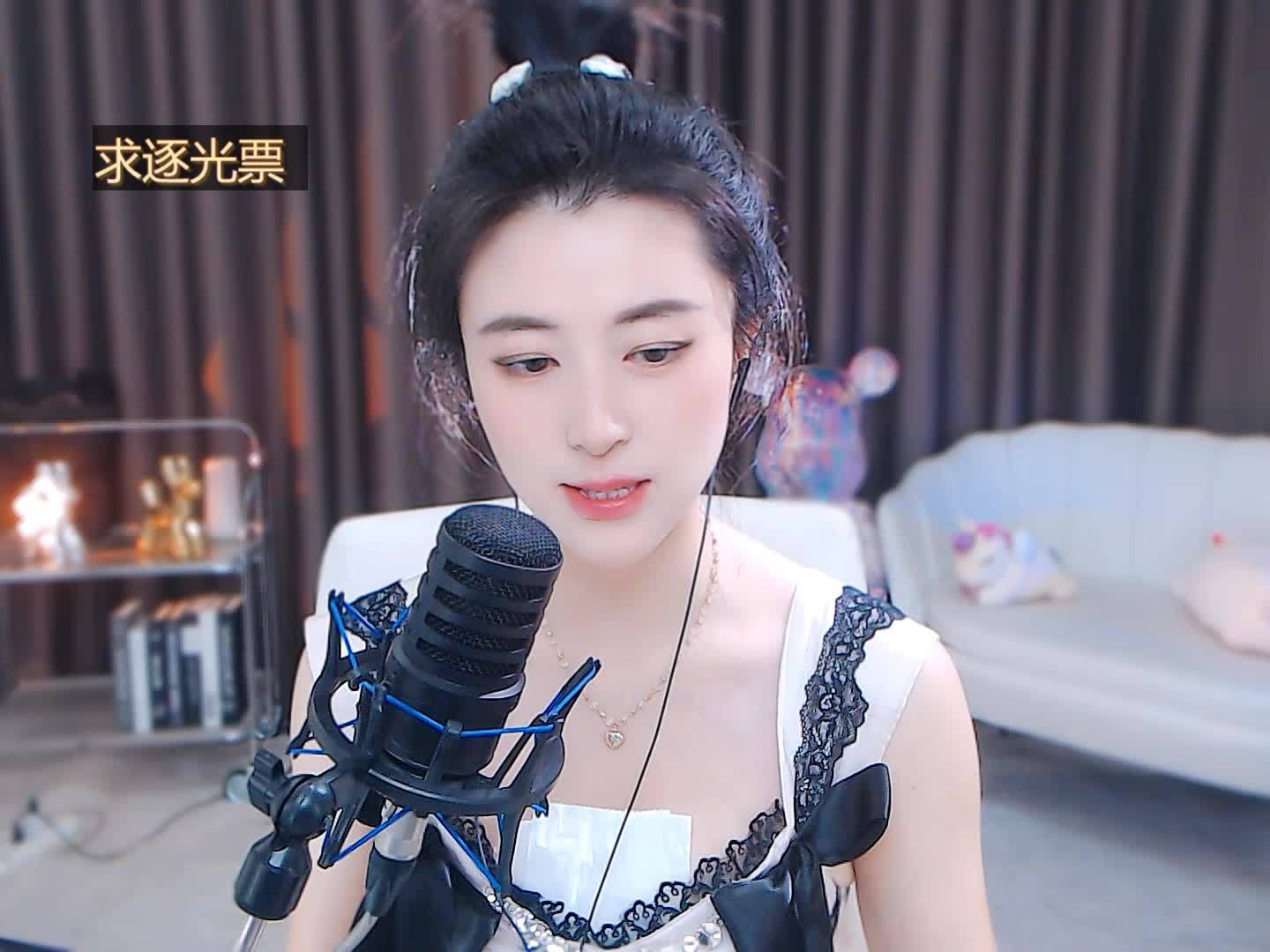 《樱花草》