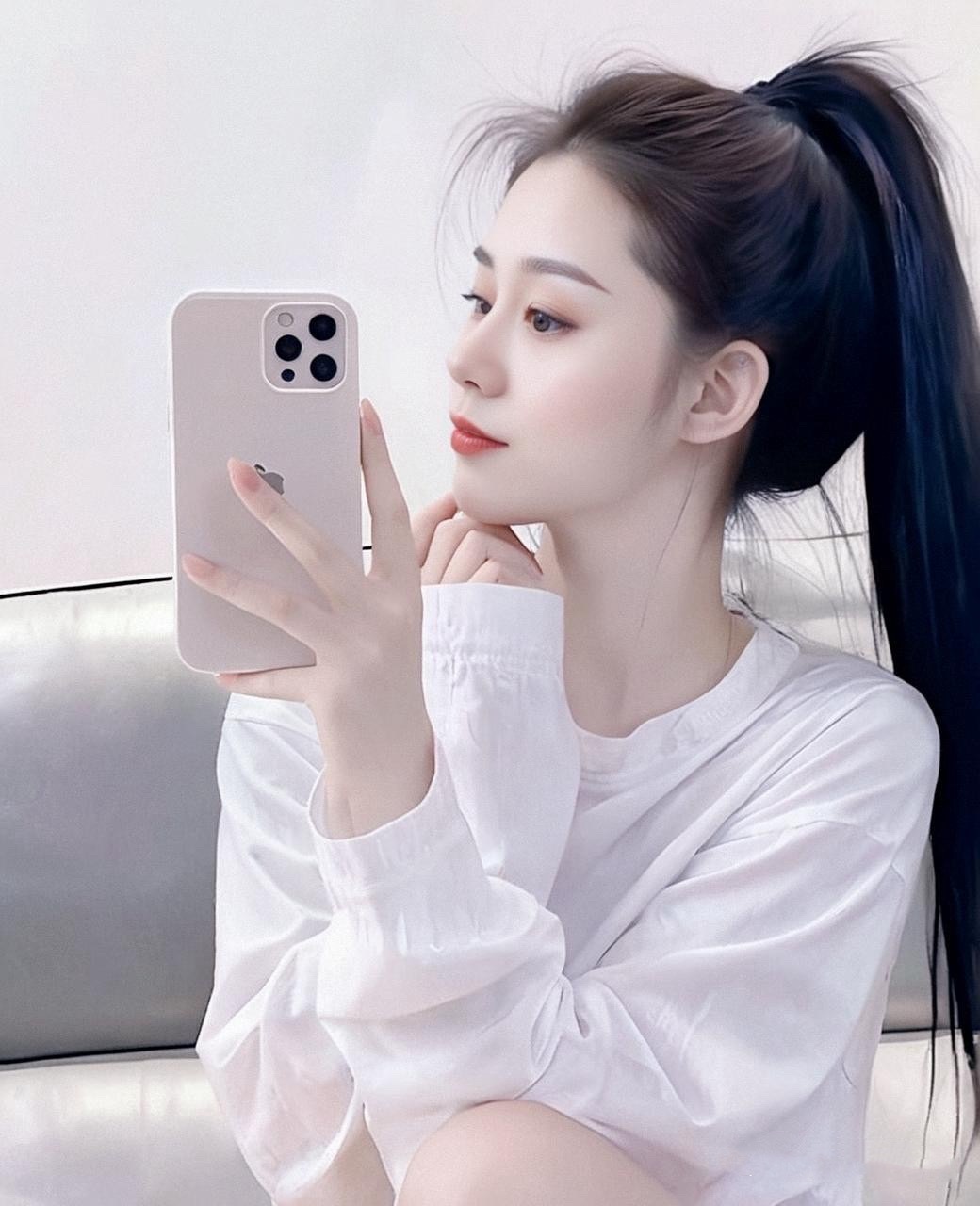 小长今💃饿啊主播图片