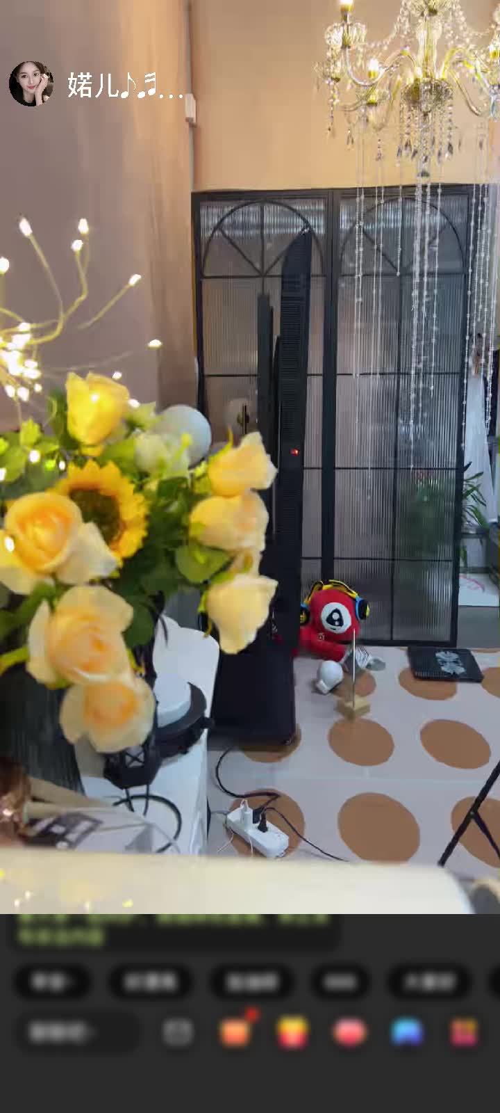 说是怕留不住，挂机也得扔给我，这是什么神仙大哥😱