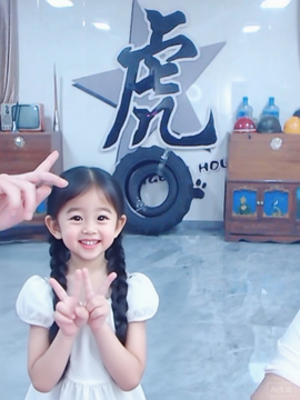 闭关上山中的图片