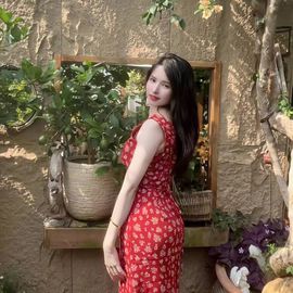 青青不吃饭的图片