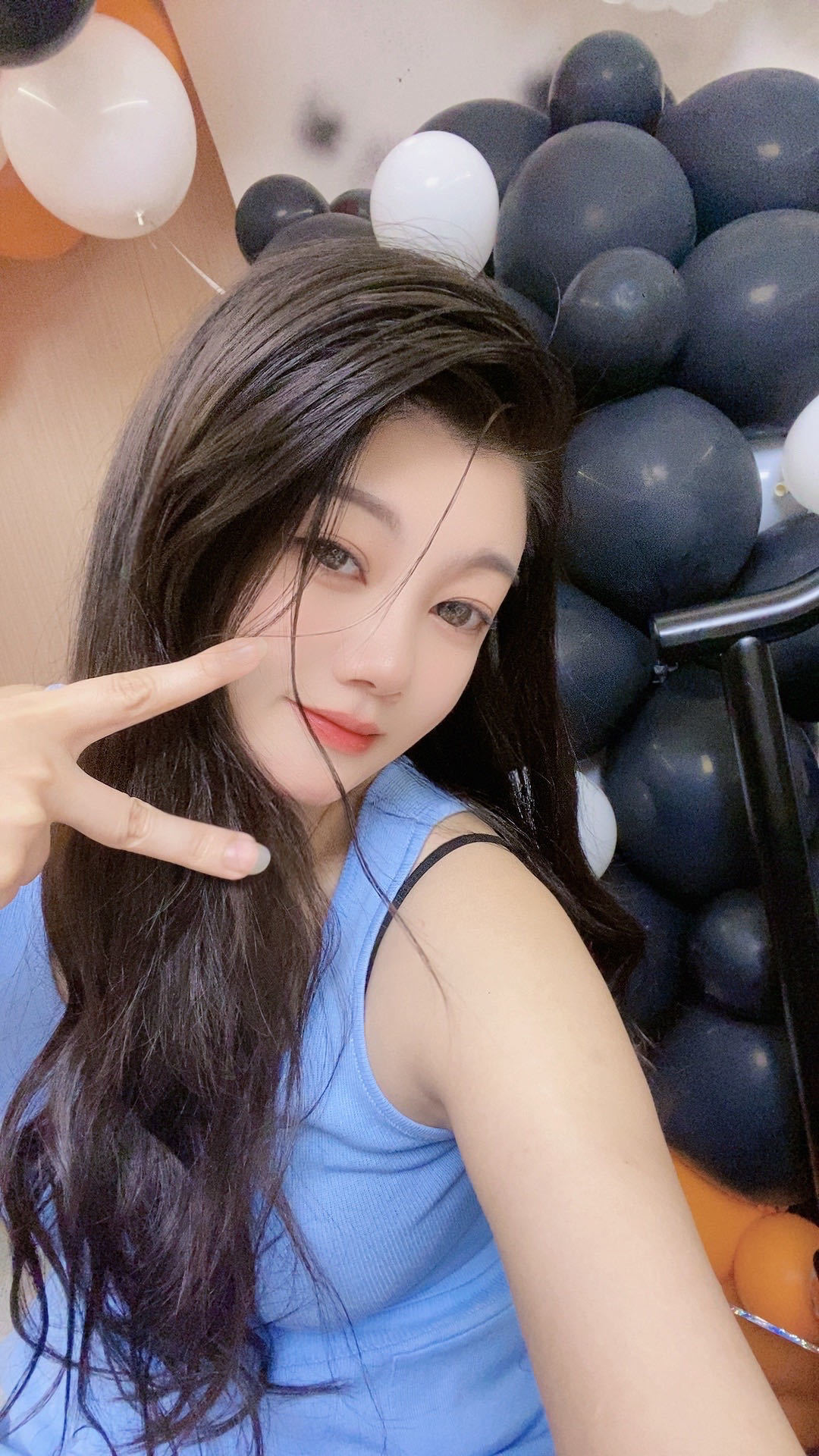 方儀??人間限量版的主播照片