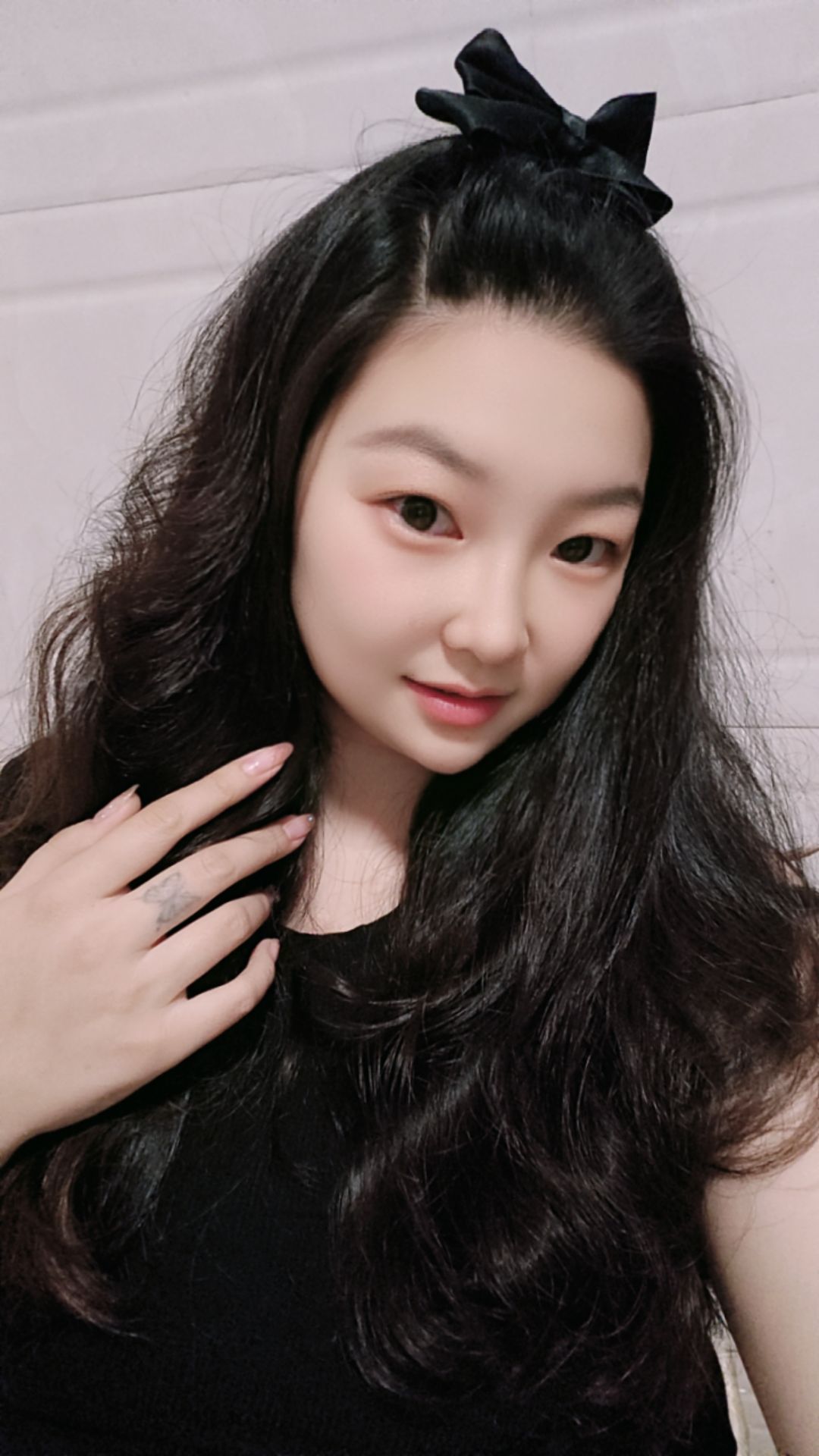 森迪是个谜主播图片